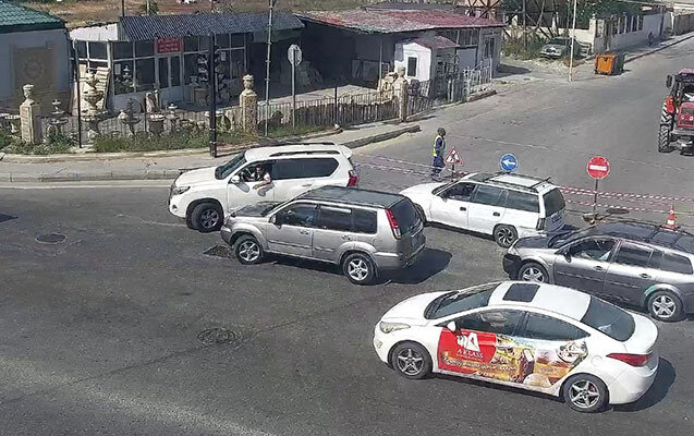 Bu yol bağlıdır - Sürücülərin diqqətinə!