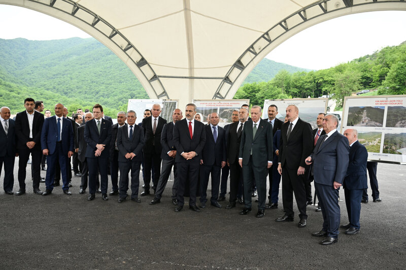 Prezidentlər Kəlbəcər-Laçın avtomobil yolunda - FOTOLAR