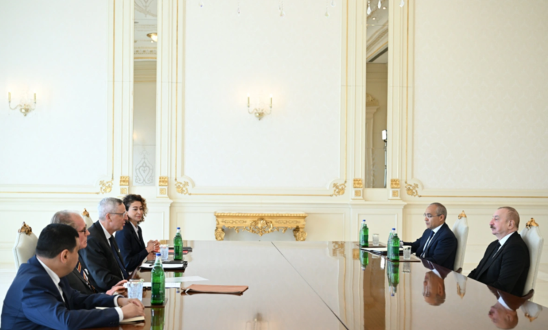 Prezident İlham Əliyev Alman İqtisadiyyatının Şərq Komitəsinin sədrini qəbul edib