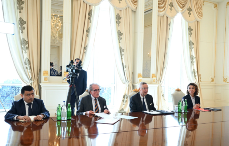 Prezident İlham Əliyev Alman İqtisadiyyatının Şərq Komitəsinin sədrini qəbul edib