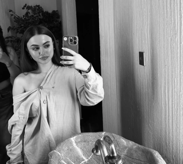 Bakıda tələbə qız faciəvi şəkildə öldü (FOTO)