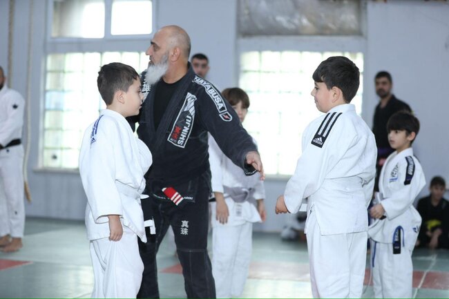 Azərbaycan Braziliya Ciu-citsu Klubu İctimai Birliyinin təşkilatçılığı tərəfindən "Seçilmişi seçməyə ehtiyac yoxdur!" adlı seminar keçirilib