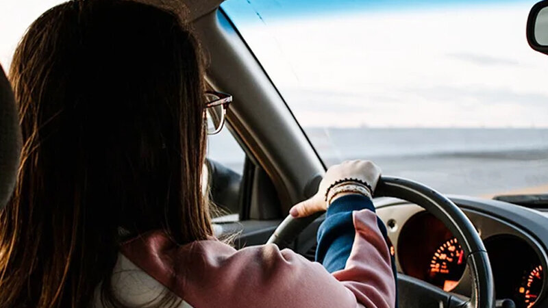 Sevgilisinin maşınını icazəsiz götürdü - Məhkəməlik oldular