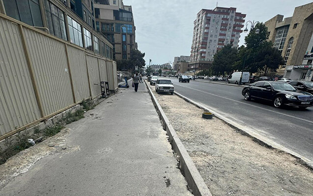 Sakinlərin narazılığına səbəb olan səki - Bərpa ediləcək