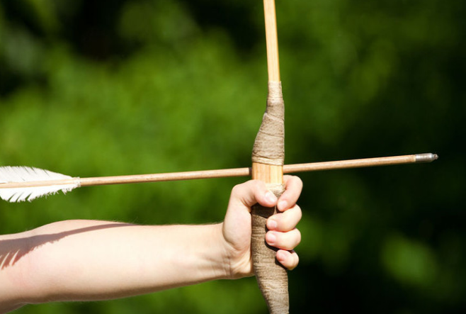 Ox uşağın beynini deşdi, sağ qaldı