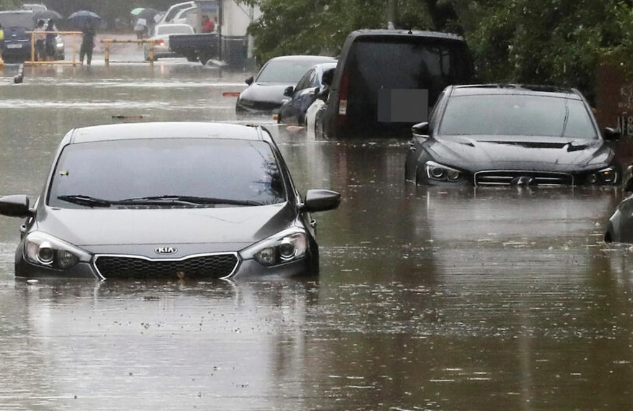 Cənubi Koreyada daşqın nəticəsində ölənlərin sayı artdı