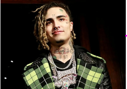 Məşhur reper avtomobil qəzasına düşdü