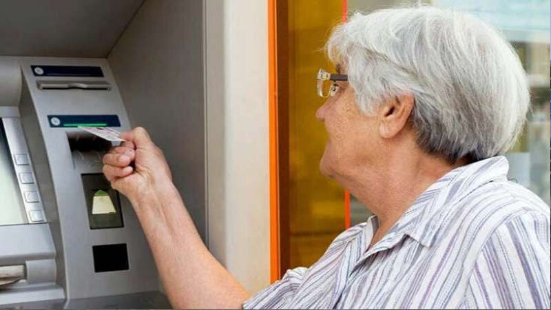 Azərbaycanda neçə nəfər pensiyaçı var?