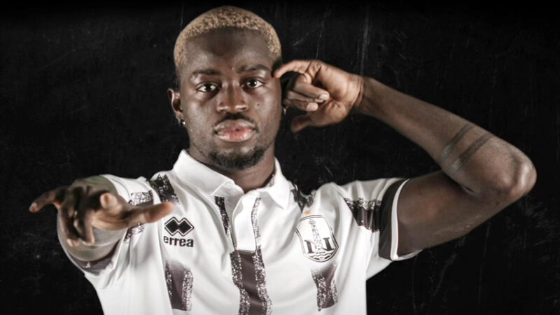 "Neftçi"dən ayrıldı, İslandiya klubuna keçdi