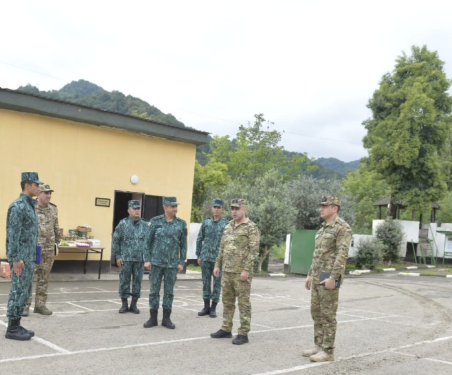 Hərbi prokuror DSX-nin çətin relyefdə qulluq edən hərbi qulluqçuları ilə görüşüb