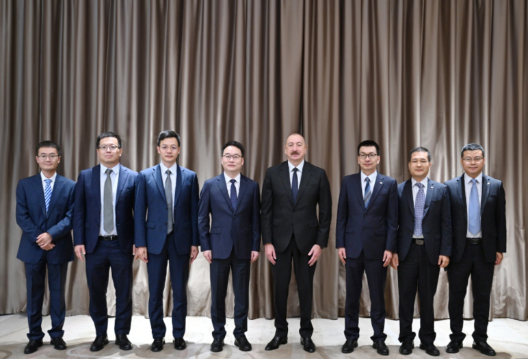 İlham Əliyev "Powerchina group" şirkətlər qrupunun icraçı vitse-prezidenti ilə görüşüb