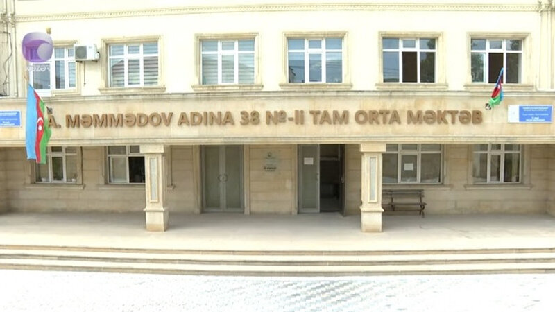 Yasamaldakı 38 saylı məktəb müəllimlərə təmir etdirilir? (VİDEO)