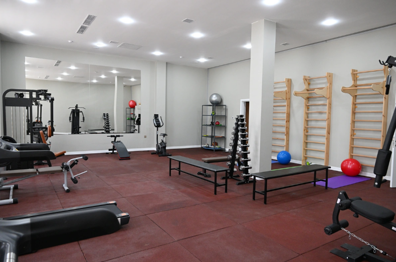 İlham Əliyev Səməd Vurğun adına Yaradıcılıq Evinin açılışında iştirak edib