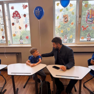 Bu azərbaycanlı məşhurların övladı birinci sinifə gedir