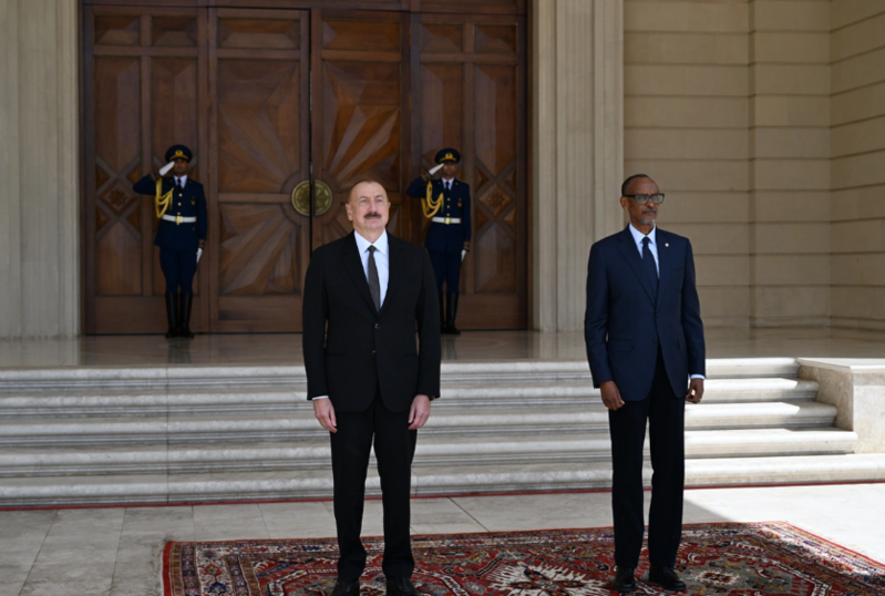 Ruanda prezidentinin rəsmi qarşılanma mərasimi olub