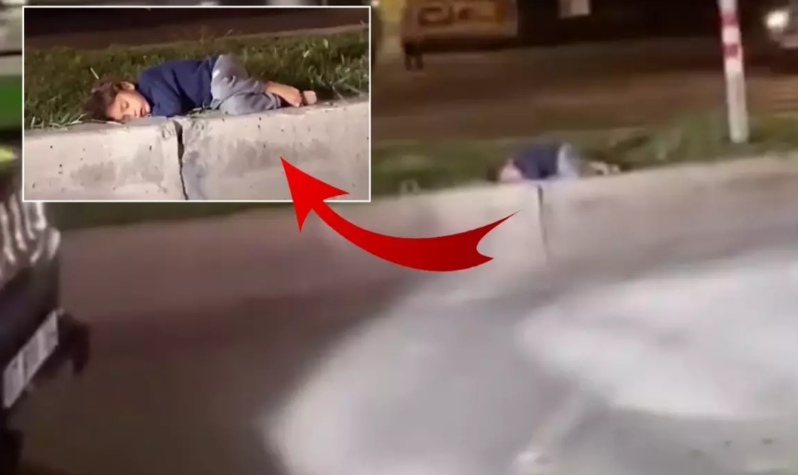 Azyaşlı uşaq səkidə yuxuya getdi - VİDEO