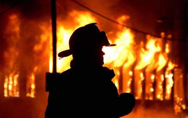 Bakıda ev yandı - 1 nəfər tüstüdən zəhərləndi