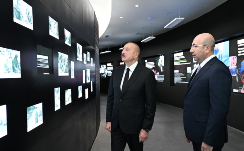 Prezident İlham Əliyev Gəncə Memorial Kompleksinin açılışında iştirak edib