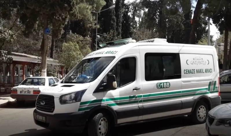 Everest dağında güclü qar fırtınası – minə yaxın şəxs kamplarda köməksiz qaldı - VİDEO