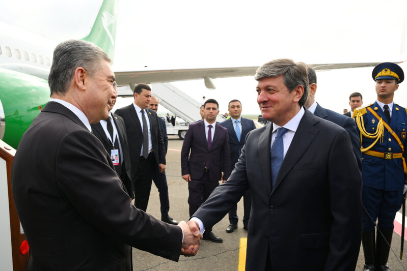 Berdiməhəmmədov Qəbələdədir - Fotolar