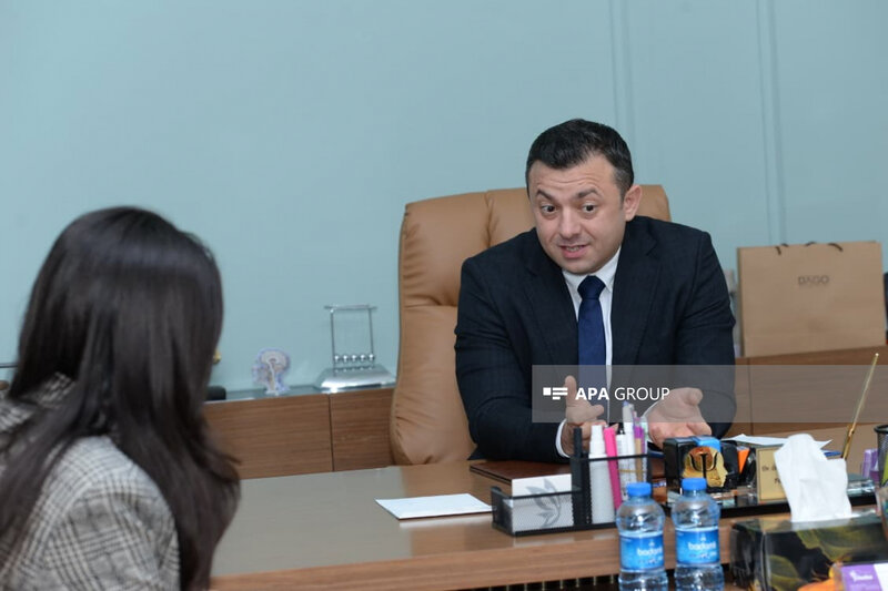 Psixiatr Orxan Fərəcli: "Bizim insanlarda depressiya ruhda yox, bədəndə özünü göstərir…" – Müsahibə