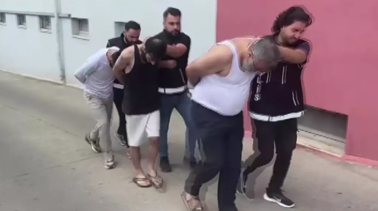 "Qəhvə içib söhbət edirdik, narkotikdən xəbərimiz yox idi"