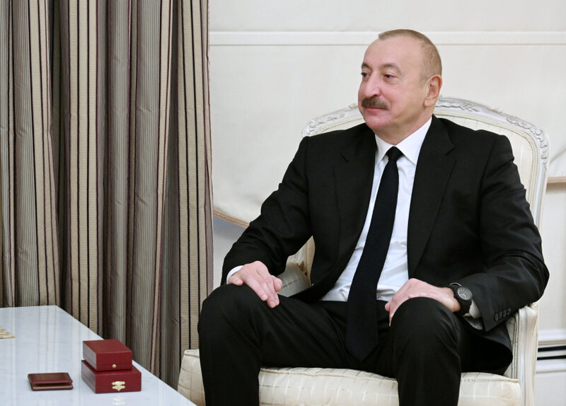 Prezidenti Yaqub Eyyubova "İstiqlal" ordenini təqdim etdi (YENİLƏNİB)