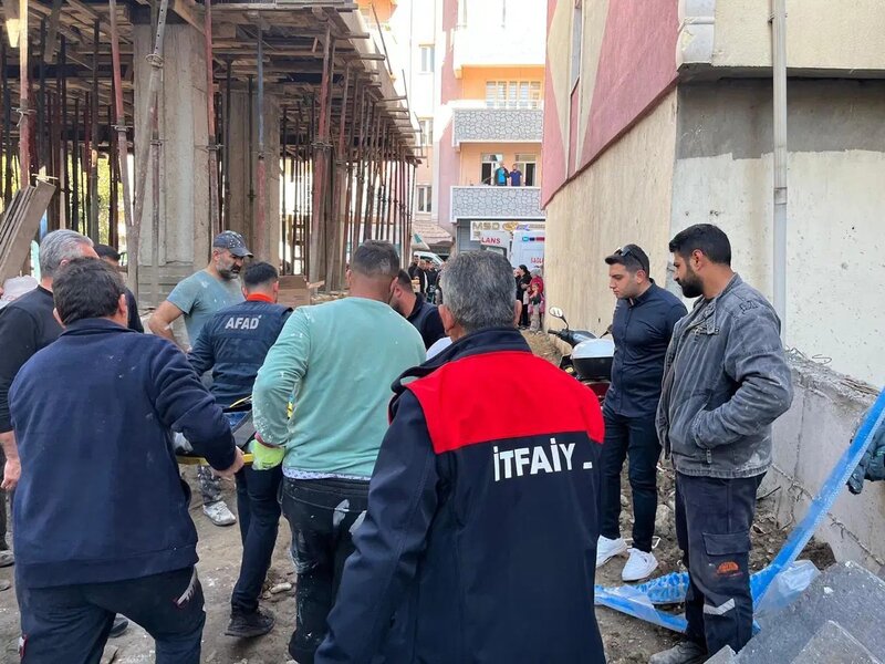 Azərbaycanlı fəhlə Türkiyədə faciəvi şəkildə öldü - Fotolar