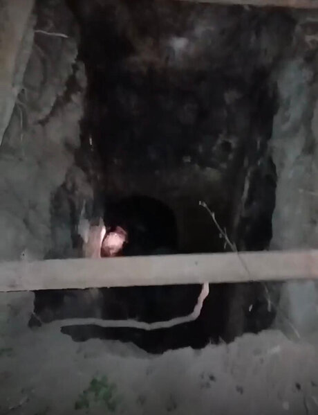 65 yaşlı kişi quyuya düşdü - Foto