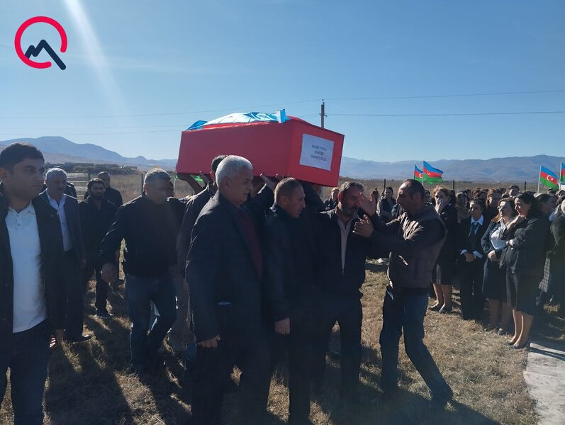 Daha 3 itkin şəhidimiz dəfn olundu - Fotolar - Yenilənib