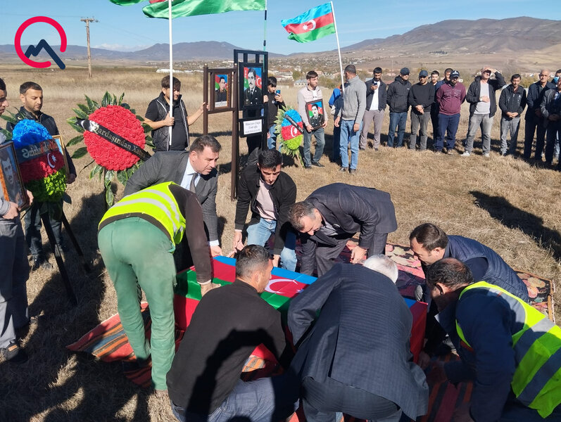 Daha 3 itkin şəhidimiz dəfn olundu - Fotolar - Yenilənib