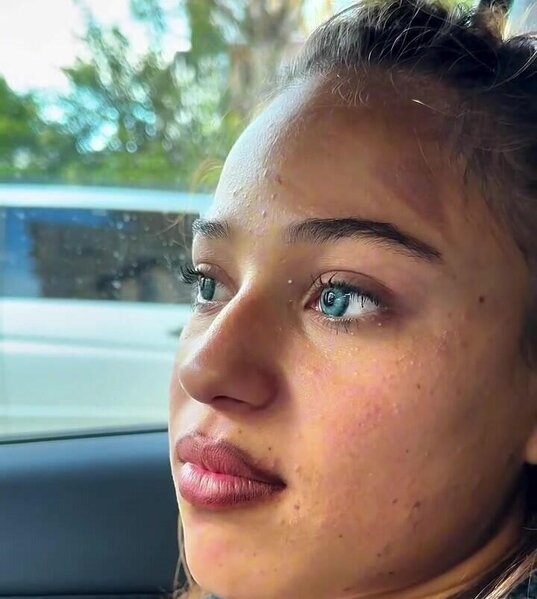 Həmin "qaraçı qızlar" bu dəfə şirniyyat mağazasından oğurluq etdilər - VİDEO