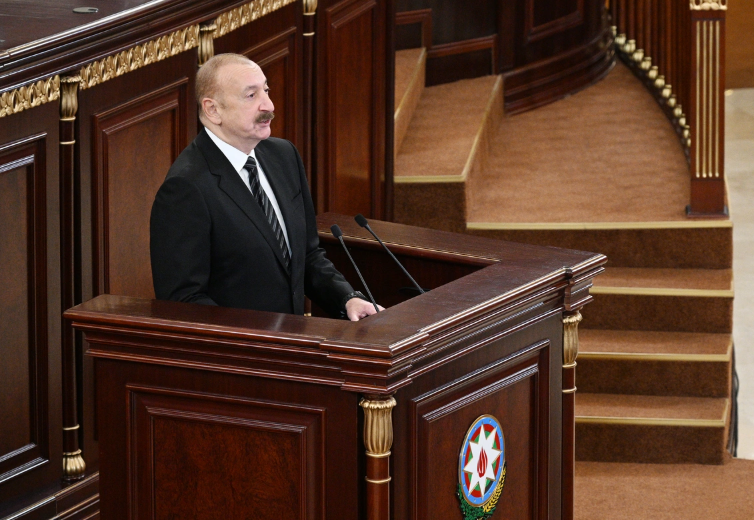 İlham Əliyev AMEA-nın 80 illik yubileyinə həsr olunmuş yığıncaqda çıxış edib