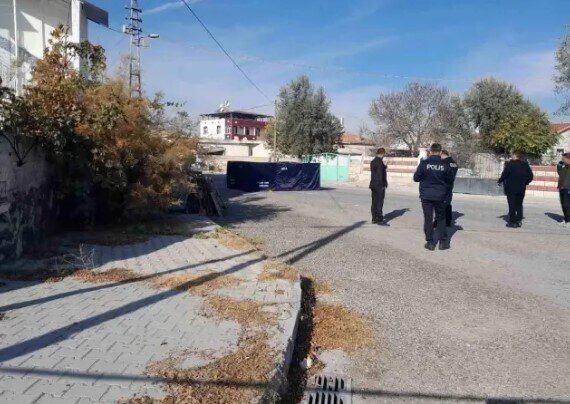 72 yaşlı kişini namaza gedərkən güllələdi: "Uşağımı öldürdü" iddiası