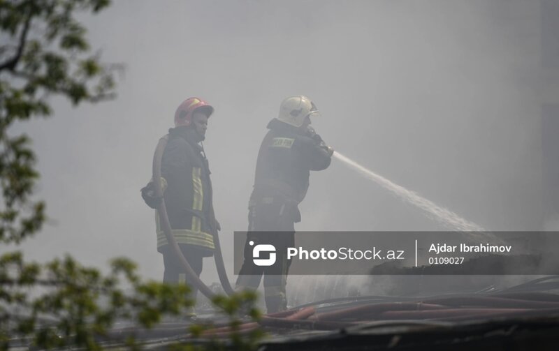 Bakıda yaşayış binasında yanğın olub: ÖLƏN var