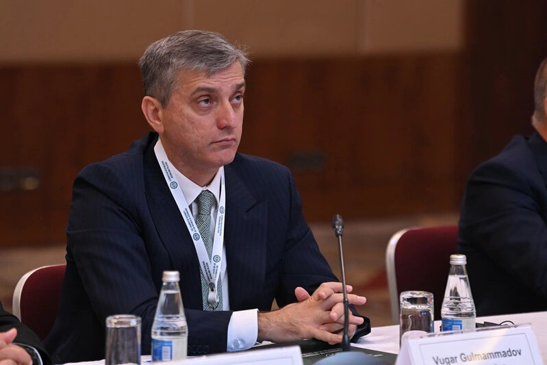 Vüqar Gülməmmədov: "Təhsilin ortamüddətli xərclər çərçivəsində kəmiyyət göstəriciləri artırılmalıdır"