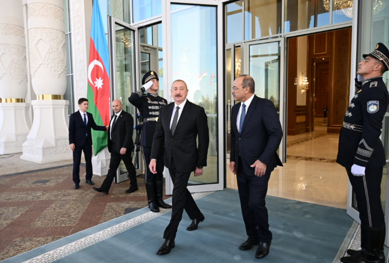 Prezident İlham Əliyev Özbəkistanda səfərdədir