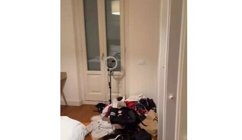 Məşhur futbolçunun evini soydular - FOTO