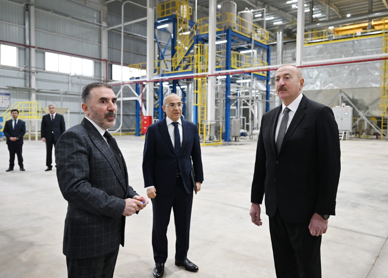 İlham Əliyev AZWOOL mineral daş yunu zavodunun açılışında iştirak edib