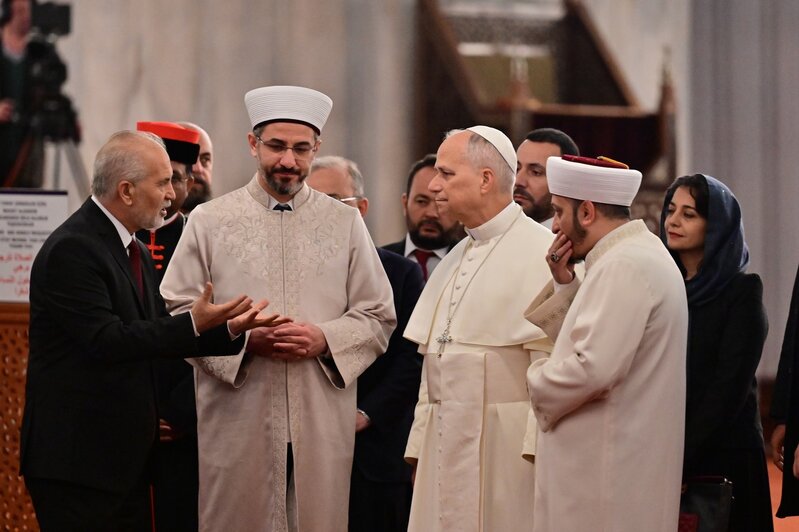 Papa Sultanəhməd məscidində - Video