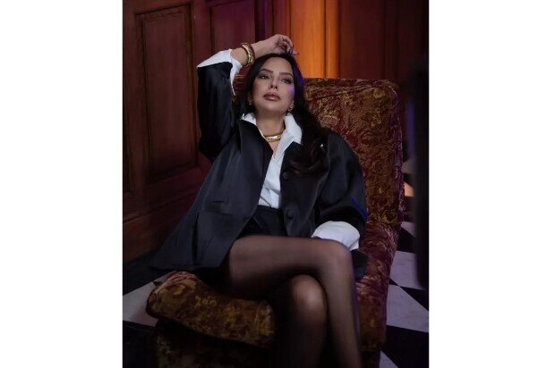 Ebru Gündeşin yeni imici diqqət çəkdi - VİDEO