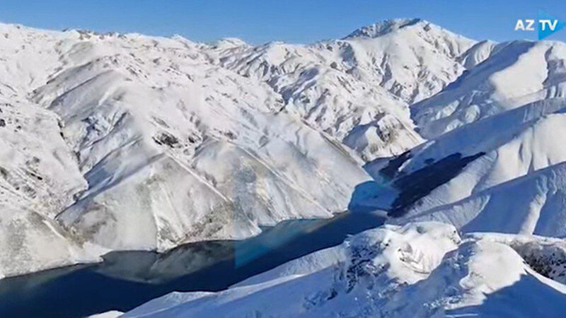 Göyçə gölündən ən yeni görüntülər - Möhtəşəm qış mənzərəsi