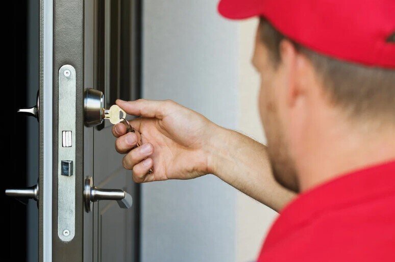 Çilingər kimdir və hansı xidmətləri yerinə yetirir?