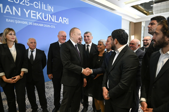 Prezidentin idmançılarla maraqlı söhbəti: SƏMİMİ GÖRÜNTÜLƏR