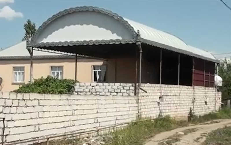 Ağstafada müxtəlif vaxtlarda 5 üzvü ölən ailənin evi yandı