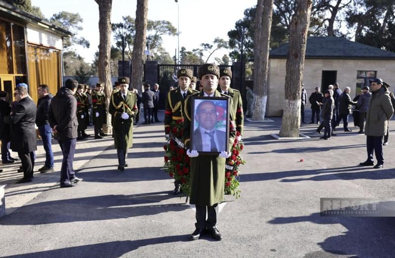 Şahin Tağıyev dəfn olundu - Fotolar