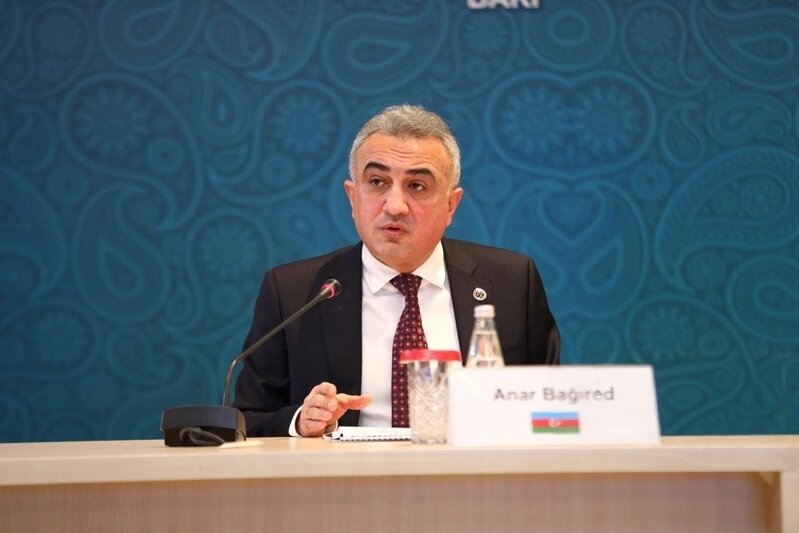 "Vəkillər Kollegiyasının üzvü olmayan şəxslər tərəfindən vəkil adından qanunsuz istifadə hallarına daha çox rast gəlinir" - Anar Bağırov