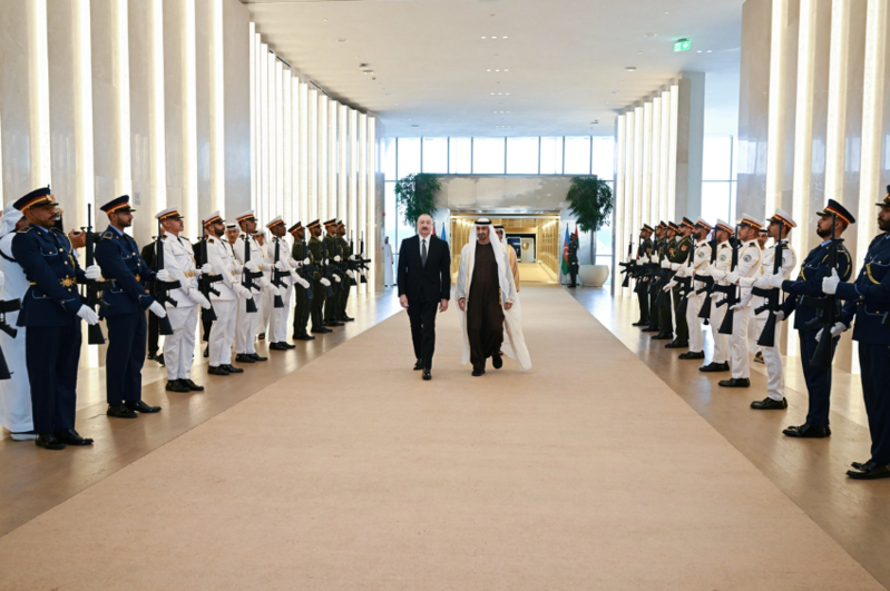 İlham Əliyev Birləşmiş Ərəb Əmirliklərinə səfərə gedib