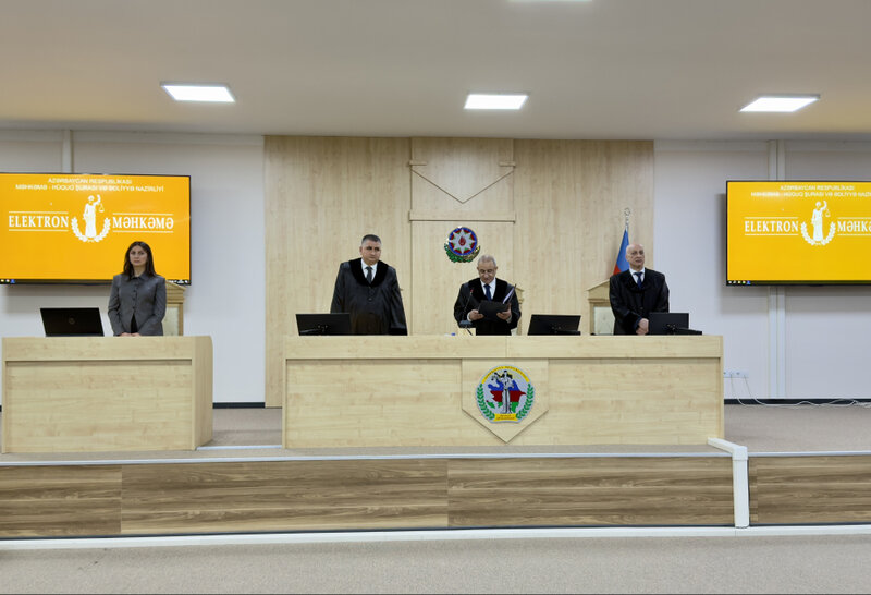 Əsrin məhkəməsi bitdi: Hərbi cinayətlərdə ittiham olunan 15 nəfərə hökm oxundu (YENİLƏNİB)