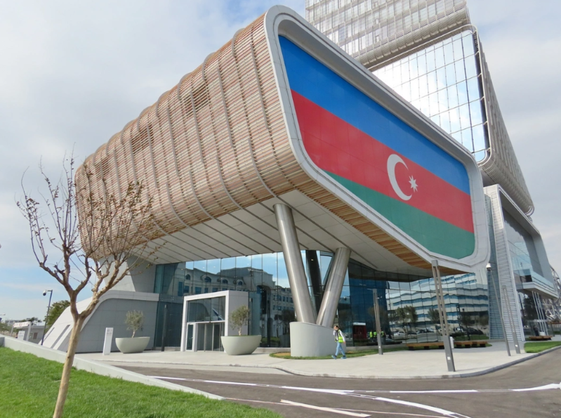 Dövlət Vergi Xidmətinin əməkdaşlarına ali xüsusi rütbələr verildi - ADLAR